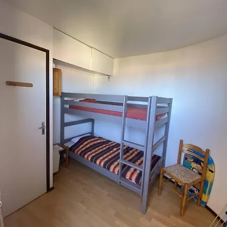 Apartamento T3 Avec Terrasse Donnant Sur La Sur Pierre La *
