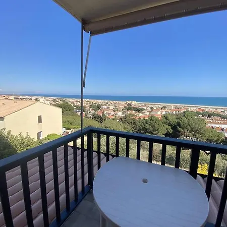 Apartamento T3 Avec Terrasse Donnant Sur La Sur Pierre La *