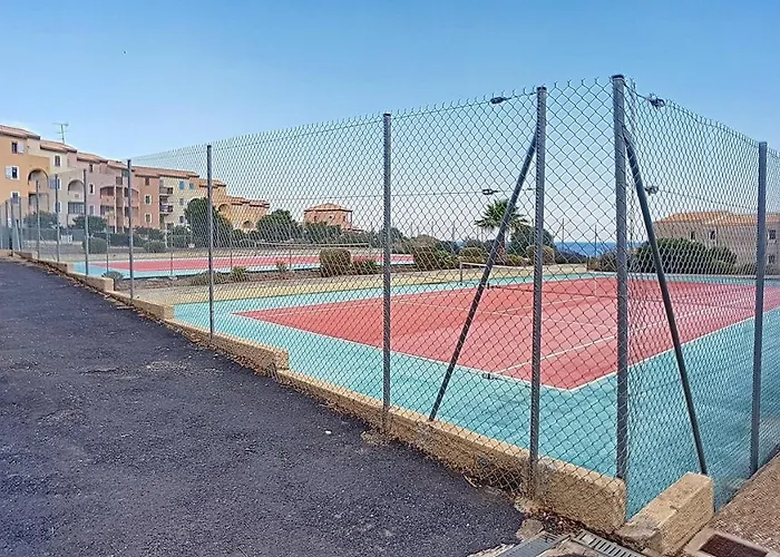 דירה T3 Avec Terrasse Donnant Sur La Sur Pierre La