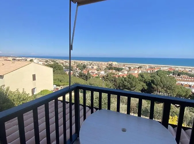 דירה T3 Avec Terrasse Donnant Sur La Sur Pierre La *